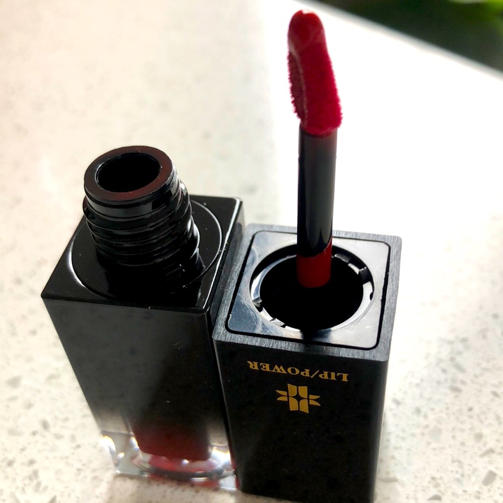 Josephine Lip Powder